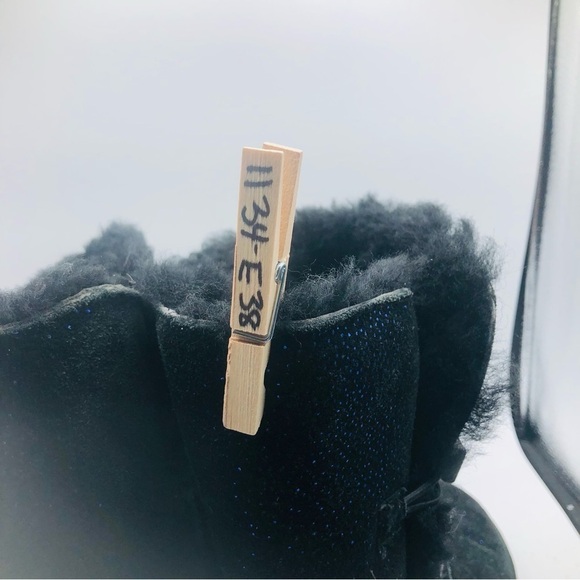 Bearpaw black suede with blue specs winter fashion boots Abigail Size 7 - Picture 10 of 11